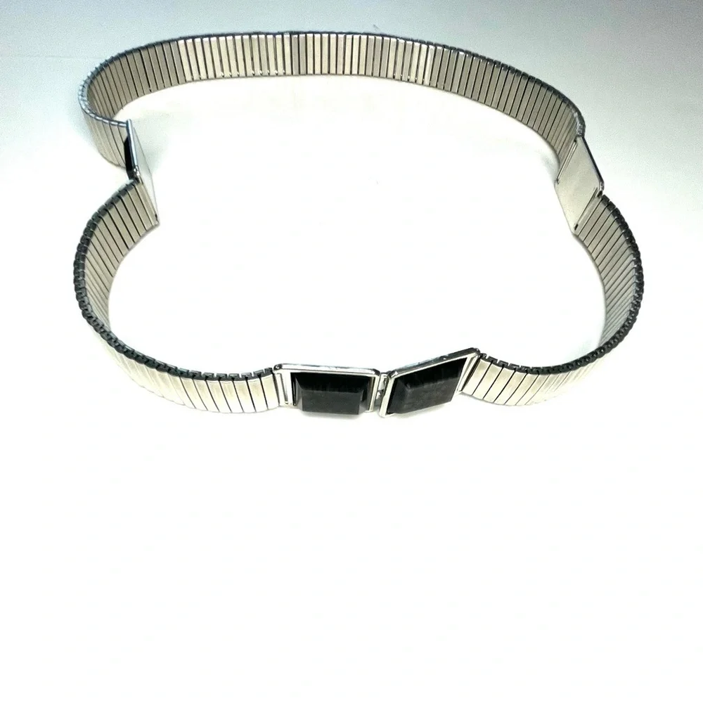Y2k WOMAN STAINLESS STEEL STRETCHING With FAUX STONE LINKS BELT Size S/M